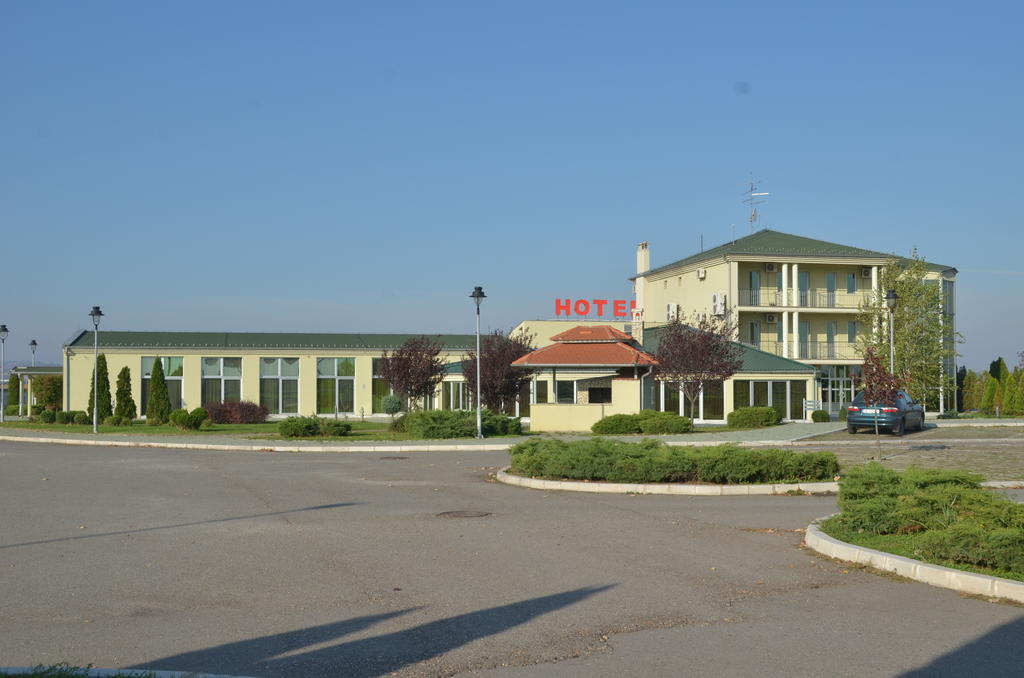 Hotel Dragovic سميديريفو المظهر الخارجي الصورة