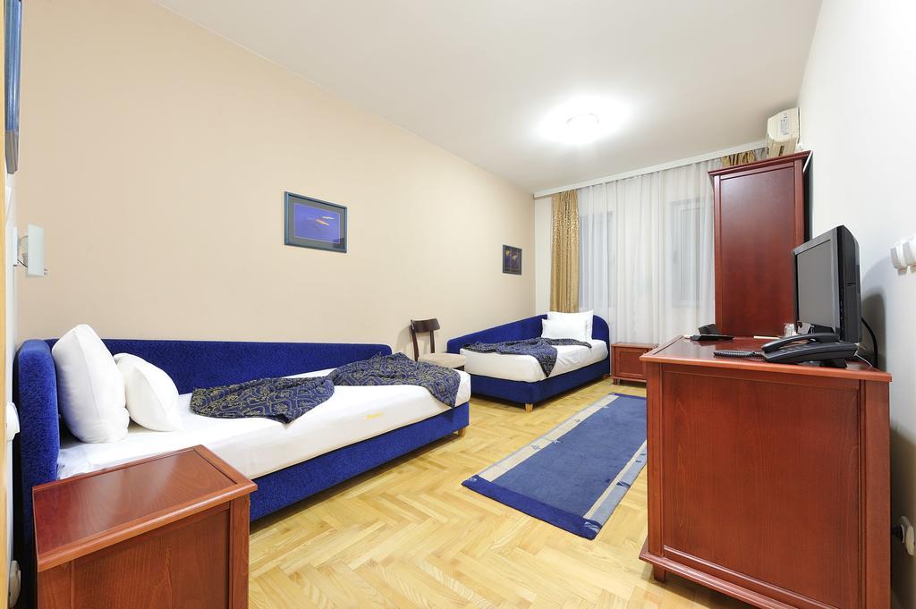 Hotel Dragovic سميديريفو المظهر الخارجي الصورة